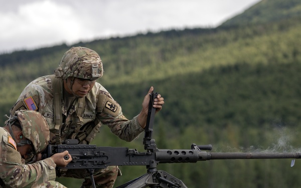 Alaska Army National Guardsmen conduct crew-served weapons training