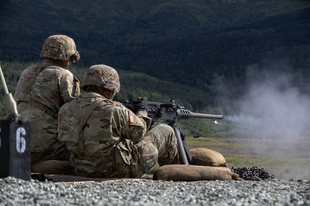 Alaska Army National Guardsmen conduct crew-served weapons training