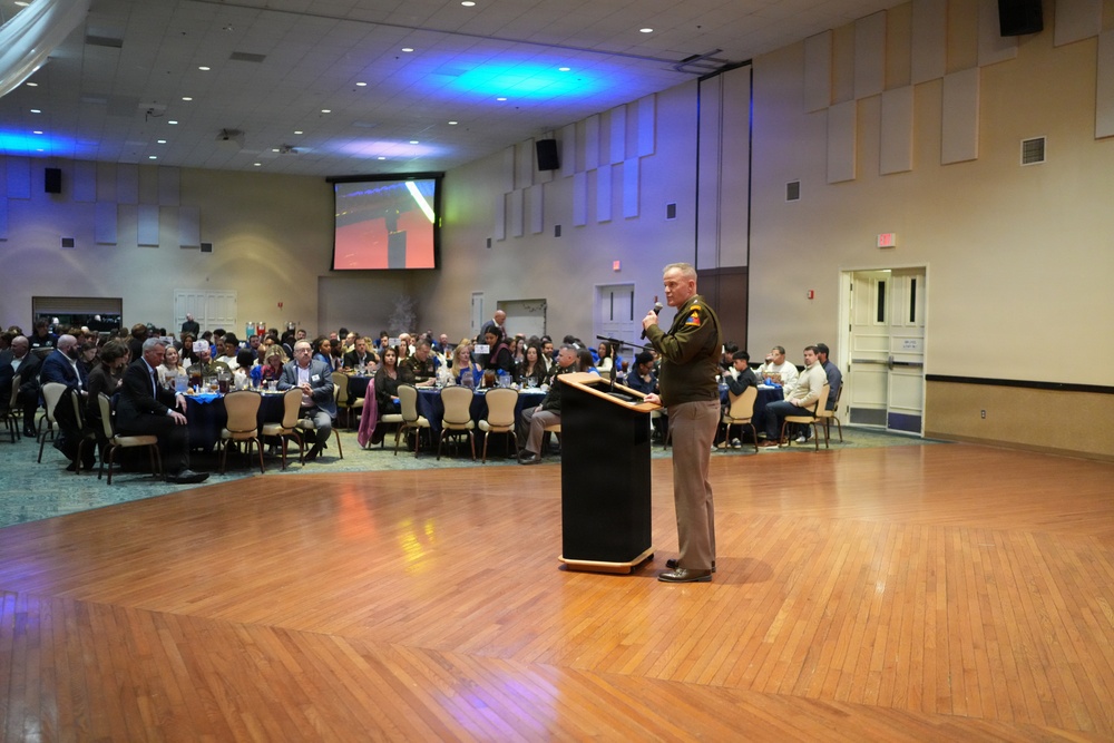 A Warm Welcome: 1AD Commanding General Greets Sun Bowl Teams at Fort Bliss