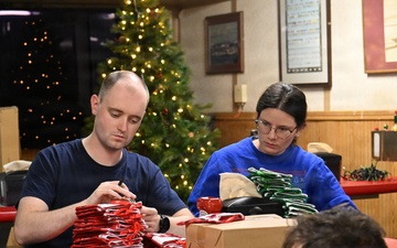 USCGC Polar Star celebrates Christmas during Operation Deep Freeze 2026