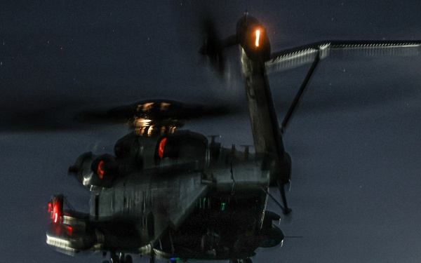 22nd MEU(SOC) | CLB Conducts Helicopter Support Team Training in Puerto Rico
