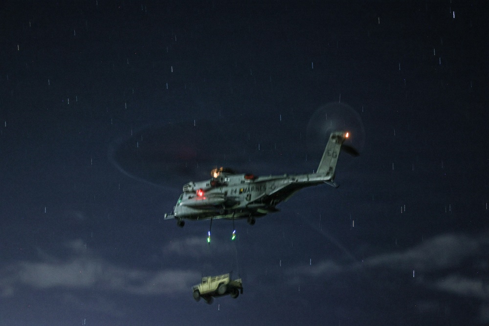 22nd MEU(SOC) | CLB Conducts Helicopter Support Team Training in Puerto Rico