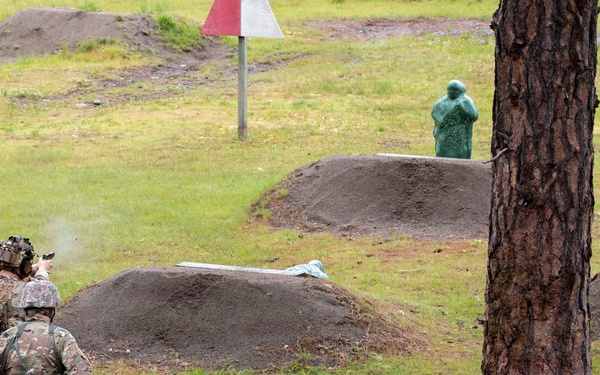 301st MEB Conducts Monthly Drill Training