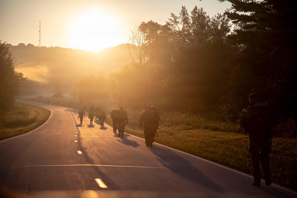 416th TEC Soliders Compete in Best Squad Competition