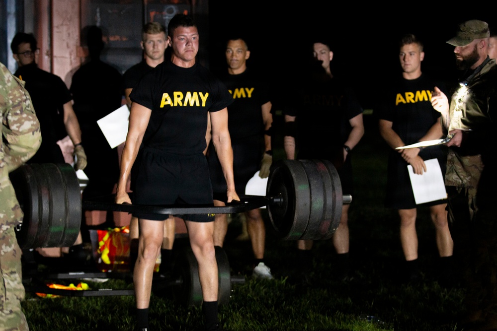 416th TEC Soliders Compete in Best Squad Competition