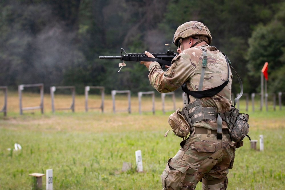 416th TEC Soliders Compete in Best Squad Competition