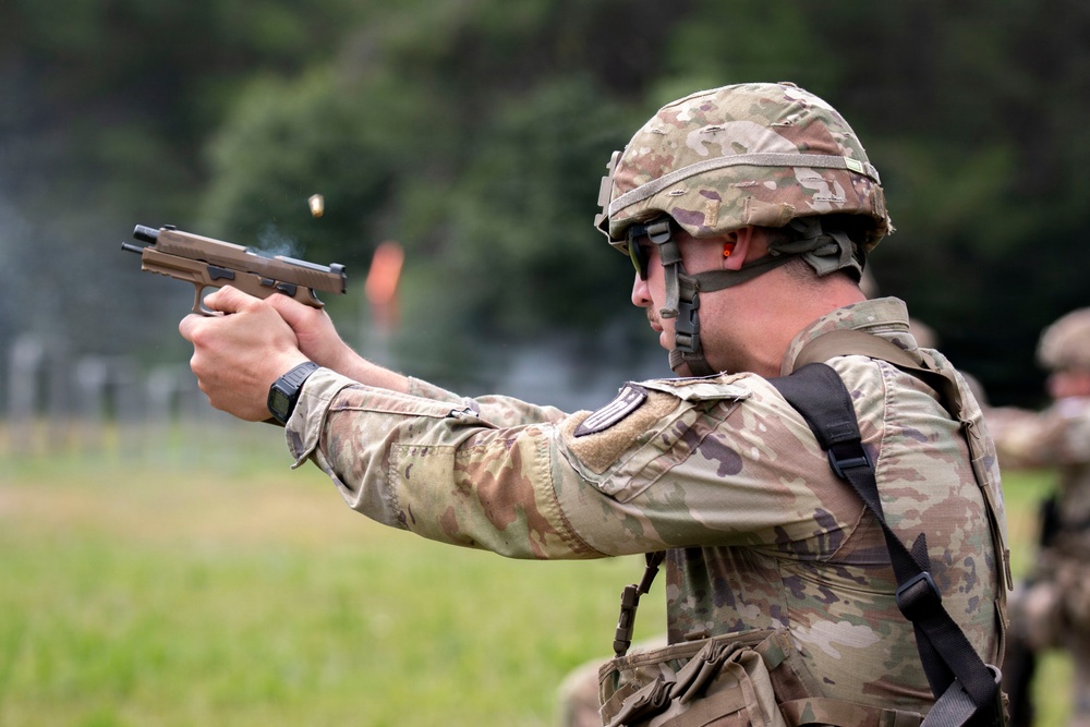 416th TEC Soliders Compete in Best Squad Competition