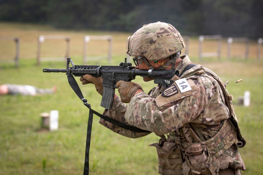 416th TEC Soliders Compete in Best Squad Competition