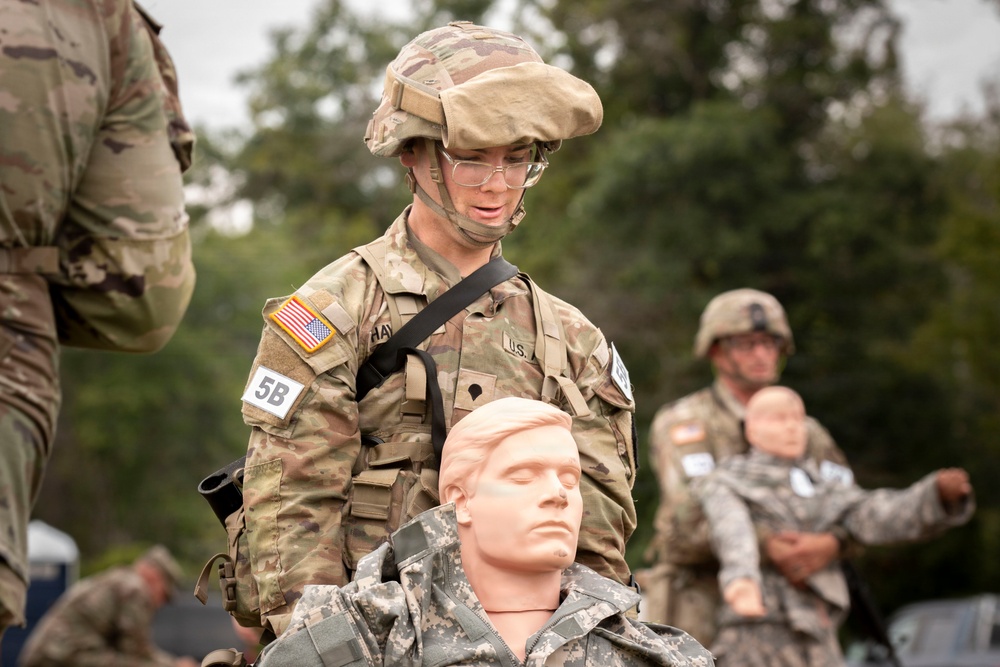 416th TEC Soliders Compete in Best Squad Competition