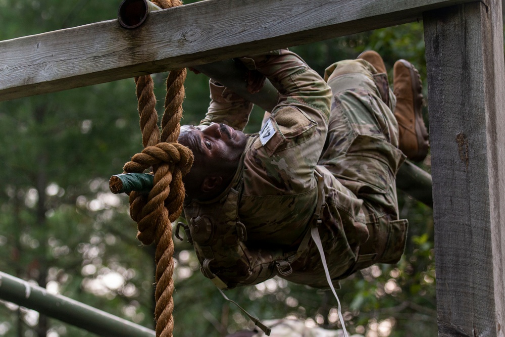 416th TEC Soliders Compete in Best Squad Competition