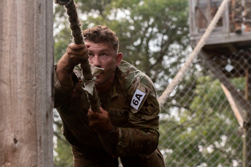 416th TEC Soliders Compete in Best Squad Competition