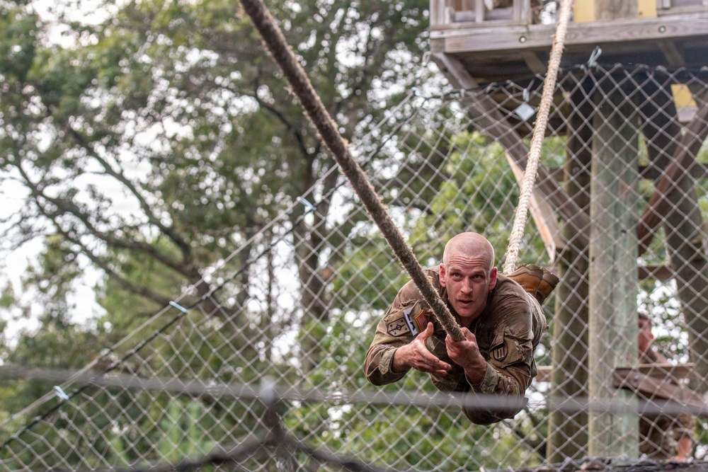 416th TEC Soliders Compete in Best Squad Competition