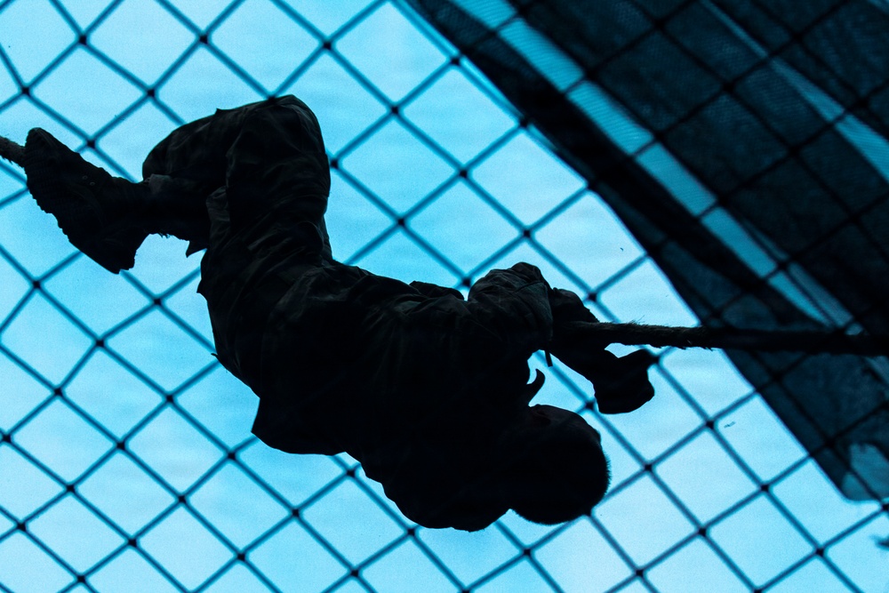 416th TEC Soliders Compete in Best Squad Competition