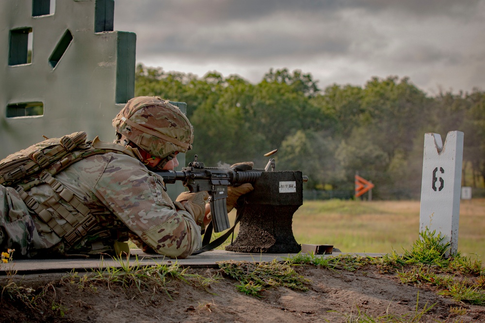 416th TEC Soliders Compete in Best Squad Competition