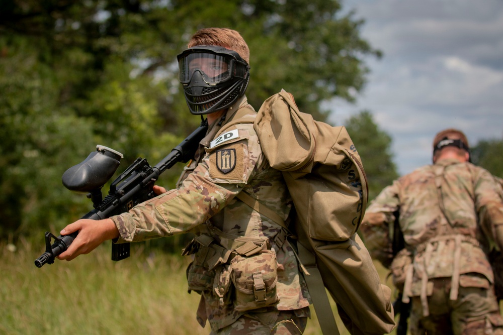 416th TEC Soliders Compete in Best Squad Competition