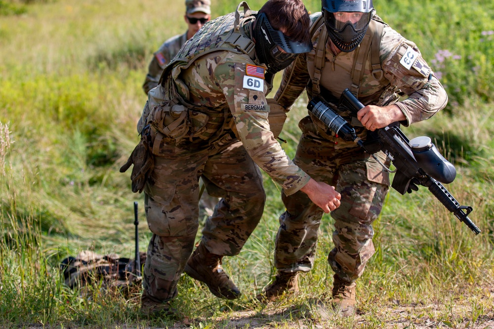 416th TEC Soliders Compete in Best Squad Competition