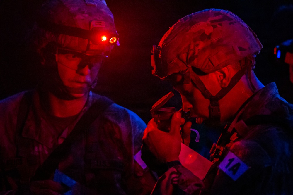 416th TEC Soliders Compete in Best Squad Competition