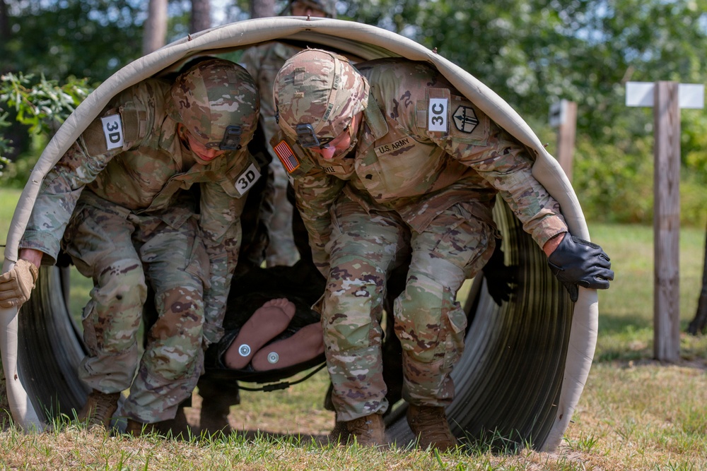 416th TEC Soliders Compete in Best Squad Competition