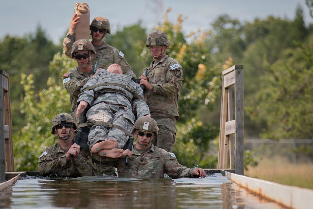 416th TEC Soliders Compete in Best Squad Competition
