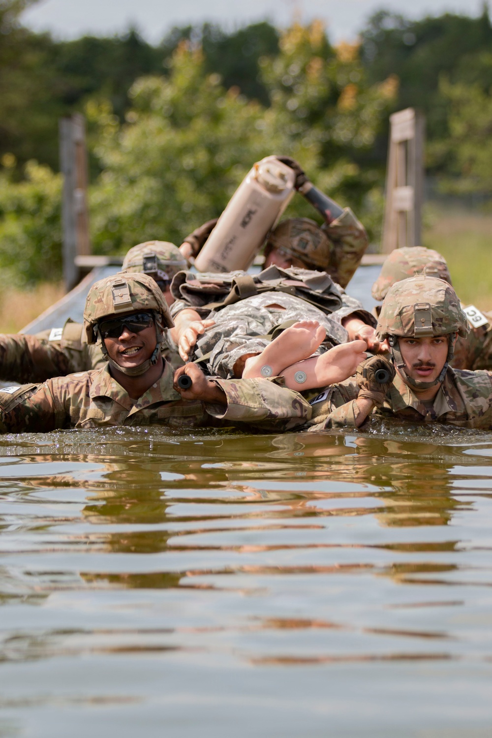 416th TEC Soliders Compete in Best Squad Competition
