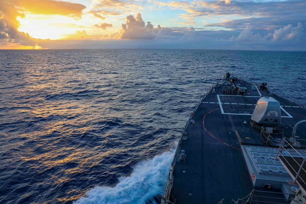 USS Mahan (DDG 72) Routine Operations