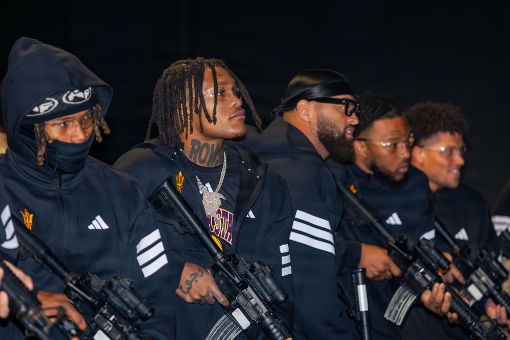 Tony the Tiger Sun Bowl athletes engage with 11th ADA Brigade Soldiers at Fort Bliss