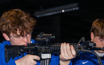 Tony the Tiger Sun Bowl athletes engage with 11th ADA Brigade Soldiers at Fort Bliss