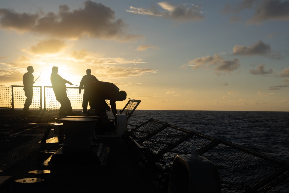 USS Thomas Hudner (DDG 116) Flight Operations