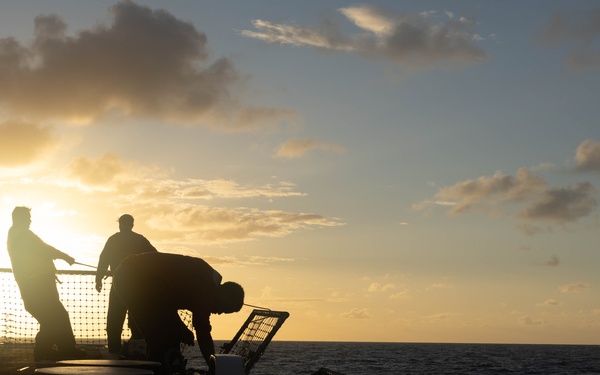 USS Thomas Hudner (DDG 116) Flight Operations