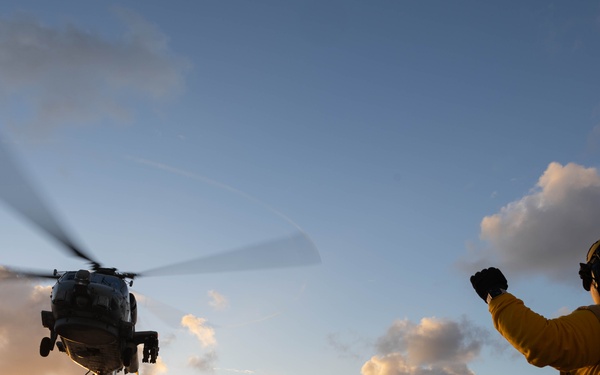 USS Thomas Hudner (DDG 116) Performs Flight Operations