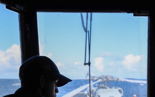 USS Thomas Hudner (DDG 116) Conducts Flight Operations