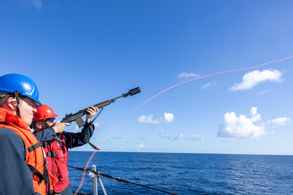 USS Thomas Hudner (DDG 116) Conducts Replenishment-at-Sea