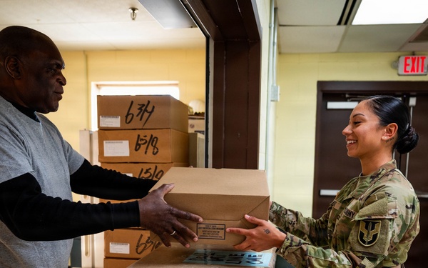 U.S. Army Female Drill Sergeants Don the Campaign Hat