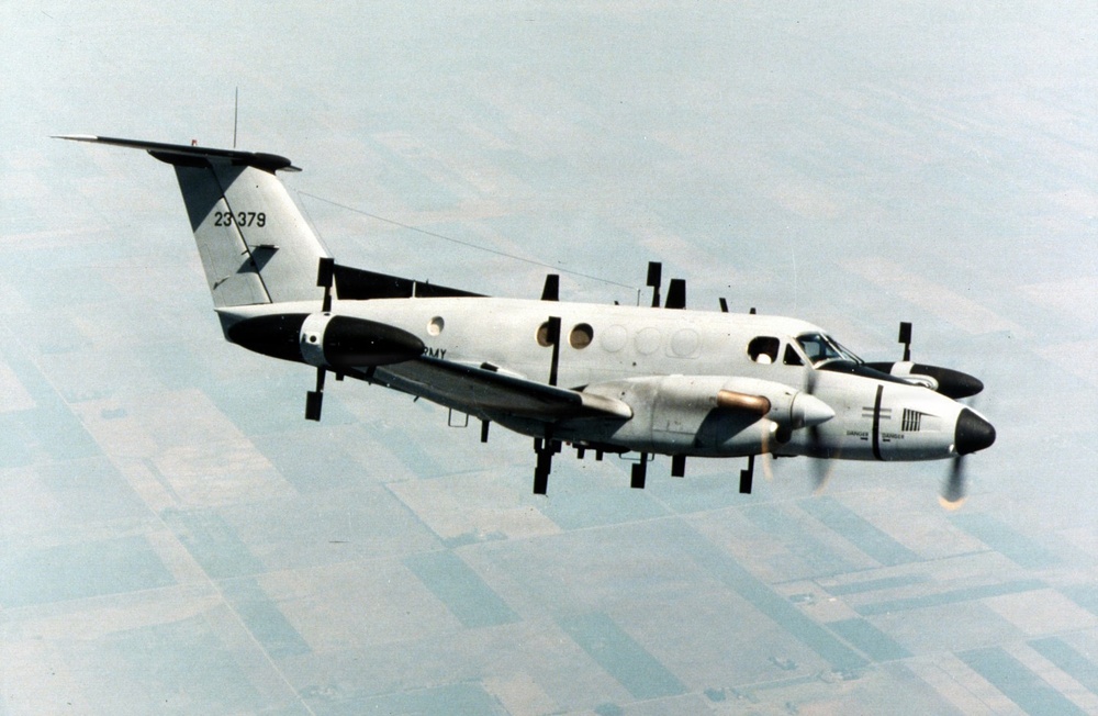 138th MI Company Deploys to Korea (8 JAN 1996)