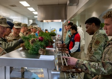 Members of 125th Fighter Wing Leadership Serve Holiday Meals to Airmen