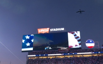 940th Air Refueling Wing Performs Flyover at Levi's Stadium