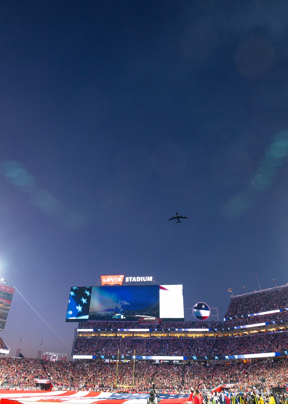 940th Air Refueling Wing Performs Flyover at Levi's Stadium