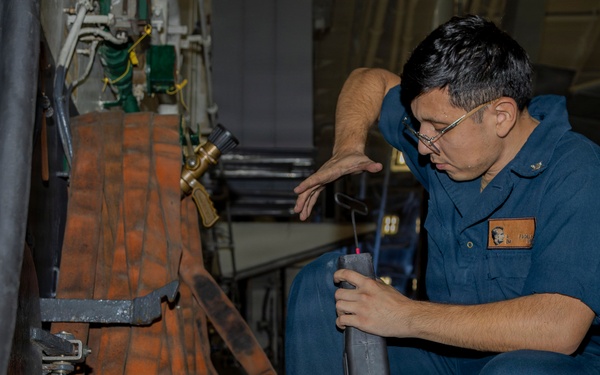 Abraham Lincoln conducts routine operations