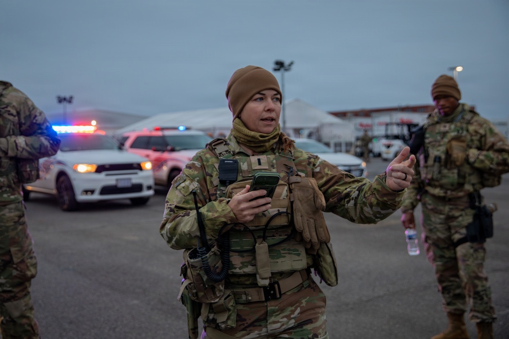 Mississippi Army National Guard Soldiers prepare to go on patrol in Washington, D.C.