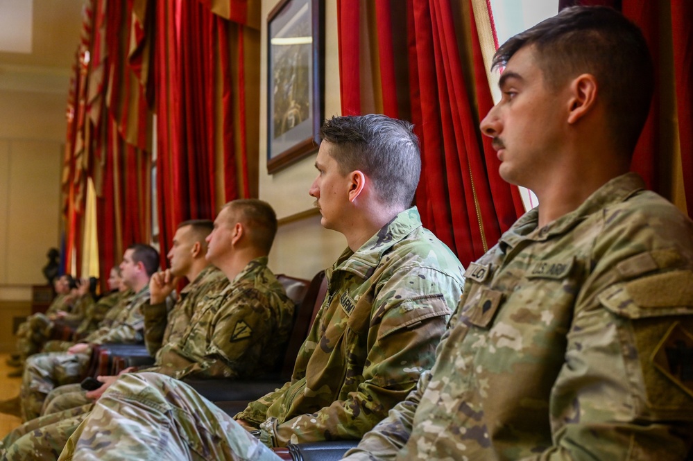 Many pieces, one picture