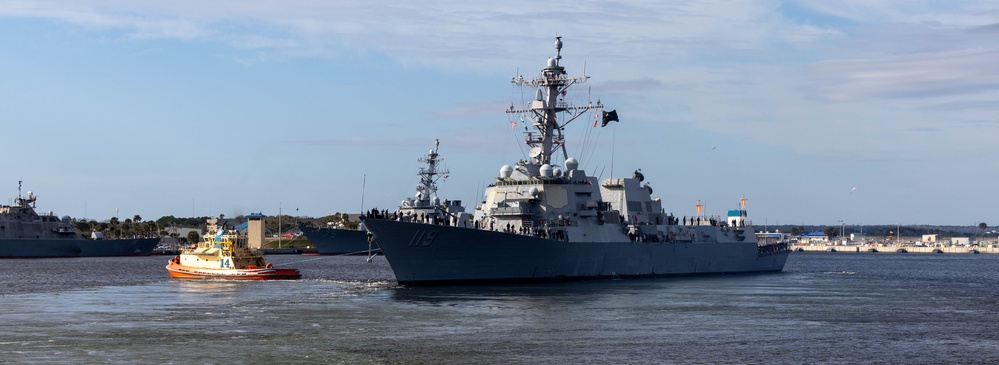 USS Delbert D. Black (DDG 119) Departs Naval Station Mayport