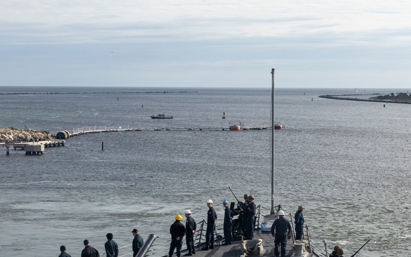 USS Delbert D. Black (DDG119) Departs Naval Station Mayport