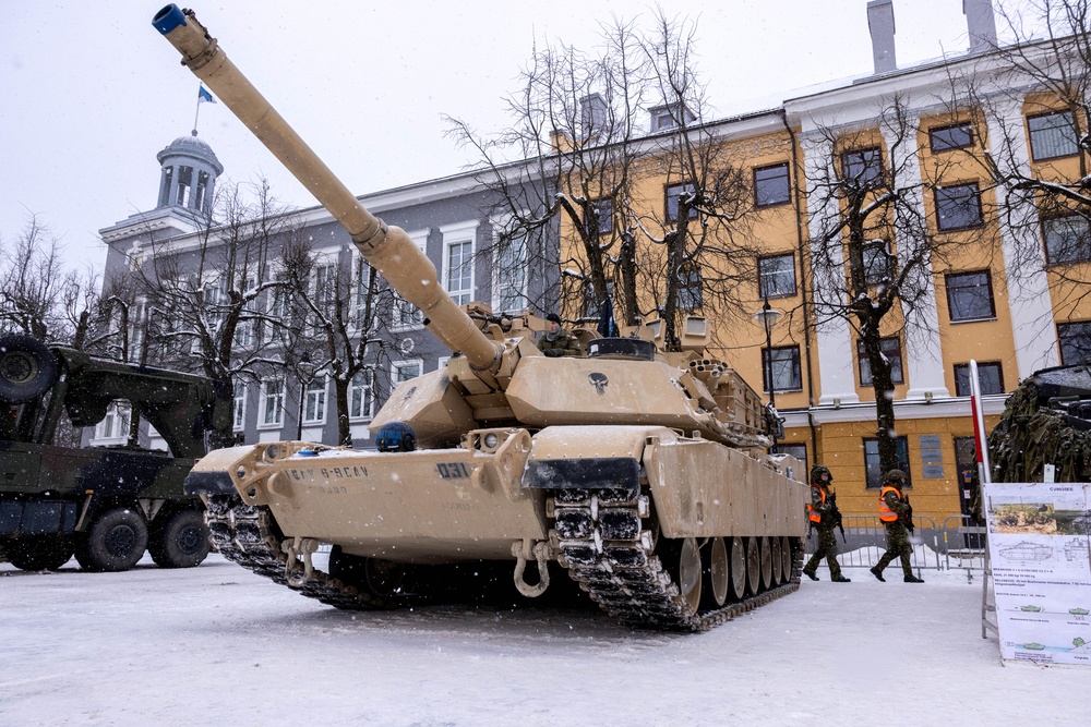 U.S. Soldiers display a tank at the remembrance ceremony in Narva