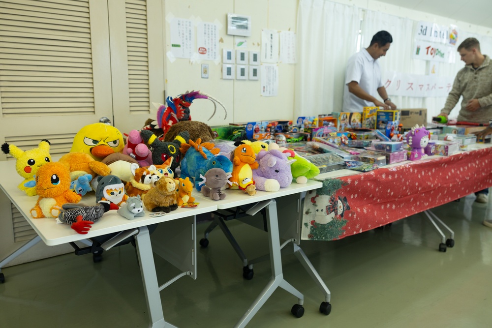 Merry Marine Toy Drive Kin Town