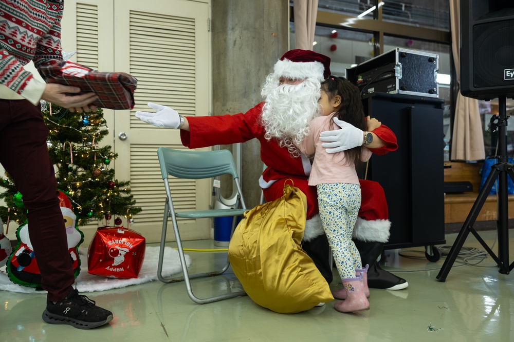 Merry Marine Toy Drive Kin Town