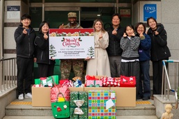 Far East District brings holiday joy to children at Sungyook Children’s Home for fifth year