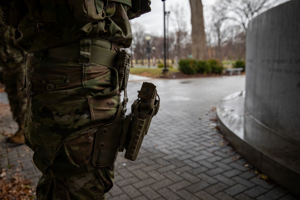 A Mississippi Army National Guard Soldier stands on patrol in Washington, D.C.