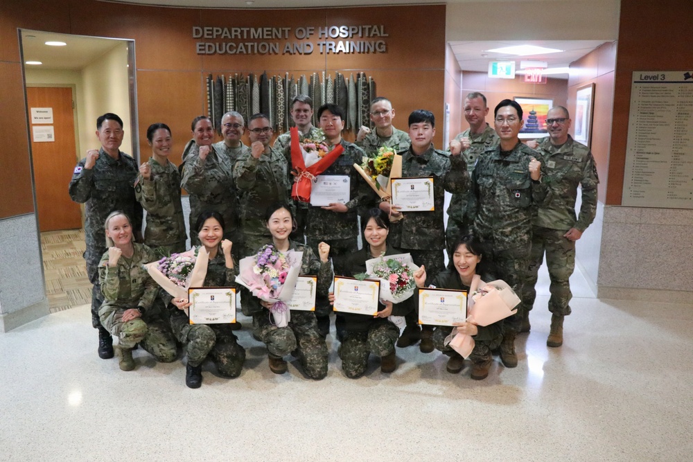Graduation Ceremony of the 140th Cycle of Integrated Service of the Republic of Korea Military Health Care Personnel Program
