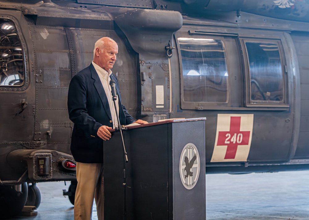 Sikorsky rescue awards recognizes DUSTOFF soldiers for their bravery
