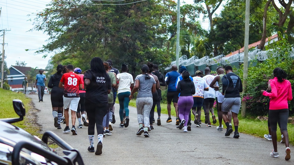 WRAIR-Africa hosts Army Ten Miler Shadow Run in Western Kenya